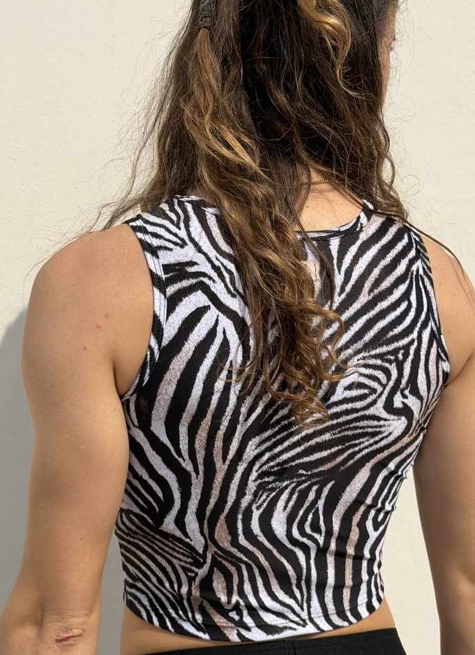 Canotta Giulia Nilu - activewear artigianale indossato