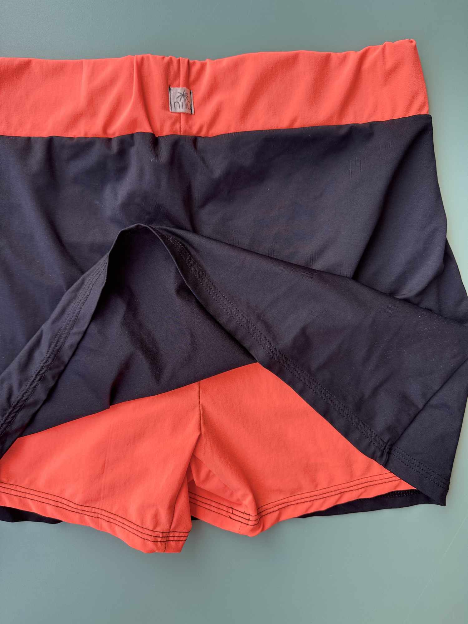Gonna Nilu - activewear artigianale dettaglio