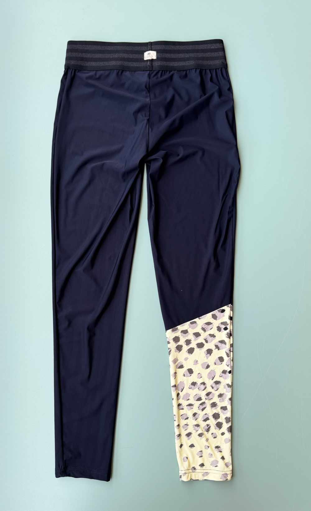 Leggins Nilu - activewear artigianale dettaglio