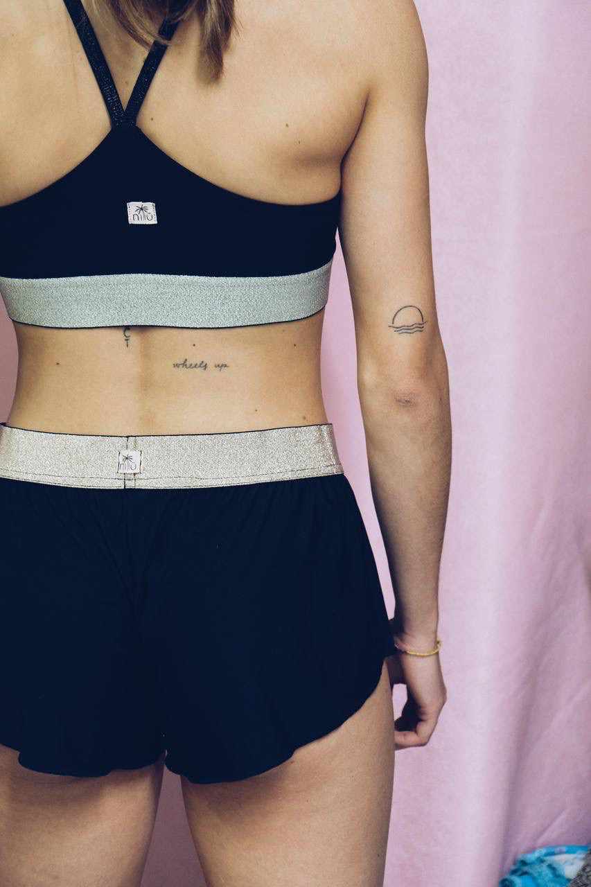 Top Margherita Nilu - activewear artigianale dettaglio