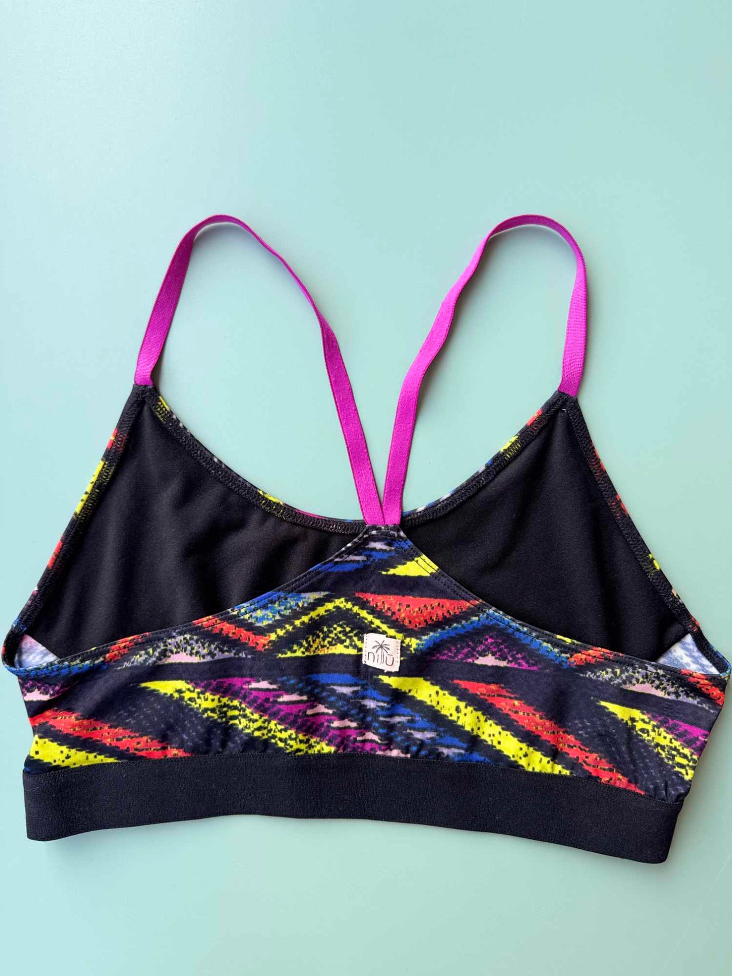 Top Margherita Nilu - activewear artigianale dettaglio