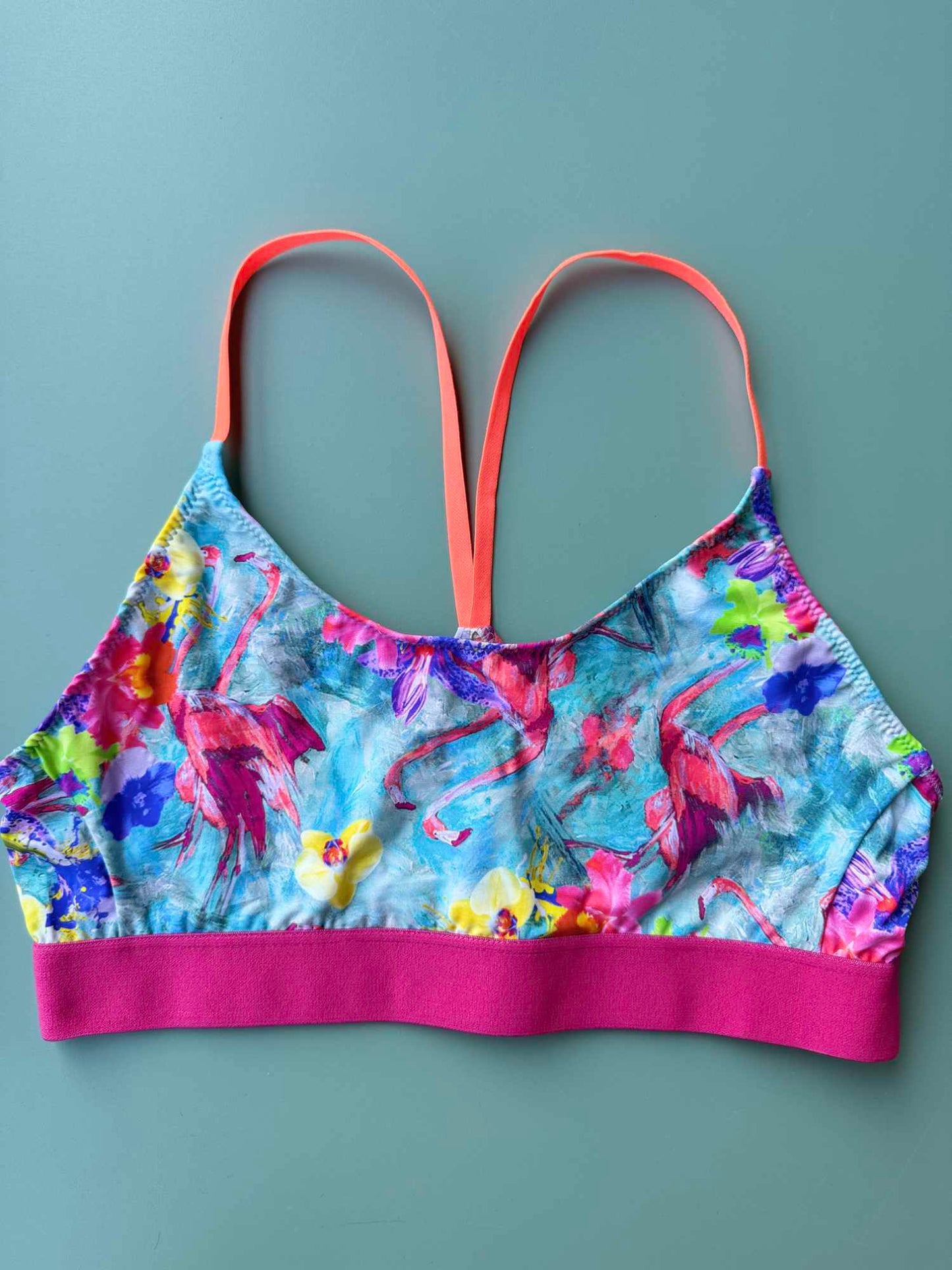 Top Margherita Nilu - activewear artigianale dettaglio