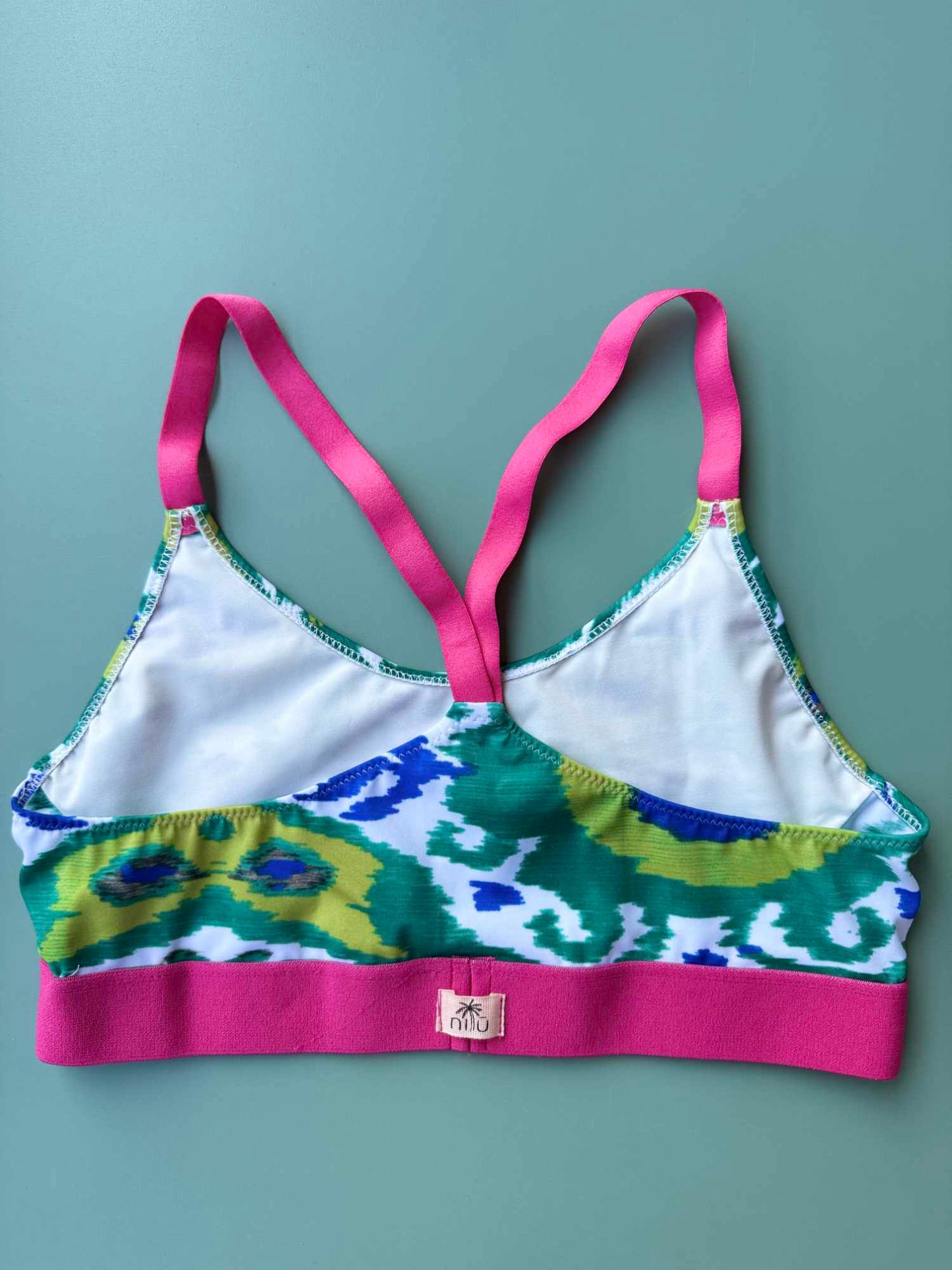 Top Margherita Nilu - activewear artigianale dettaglio