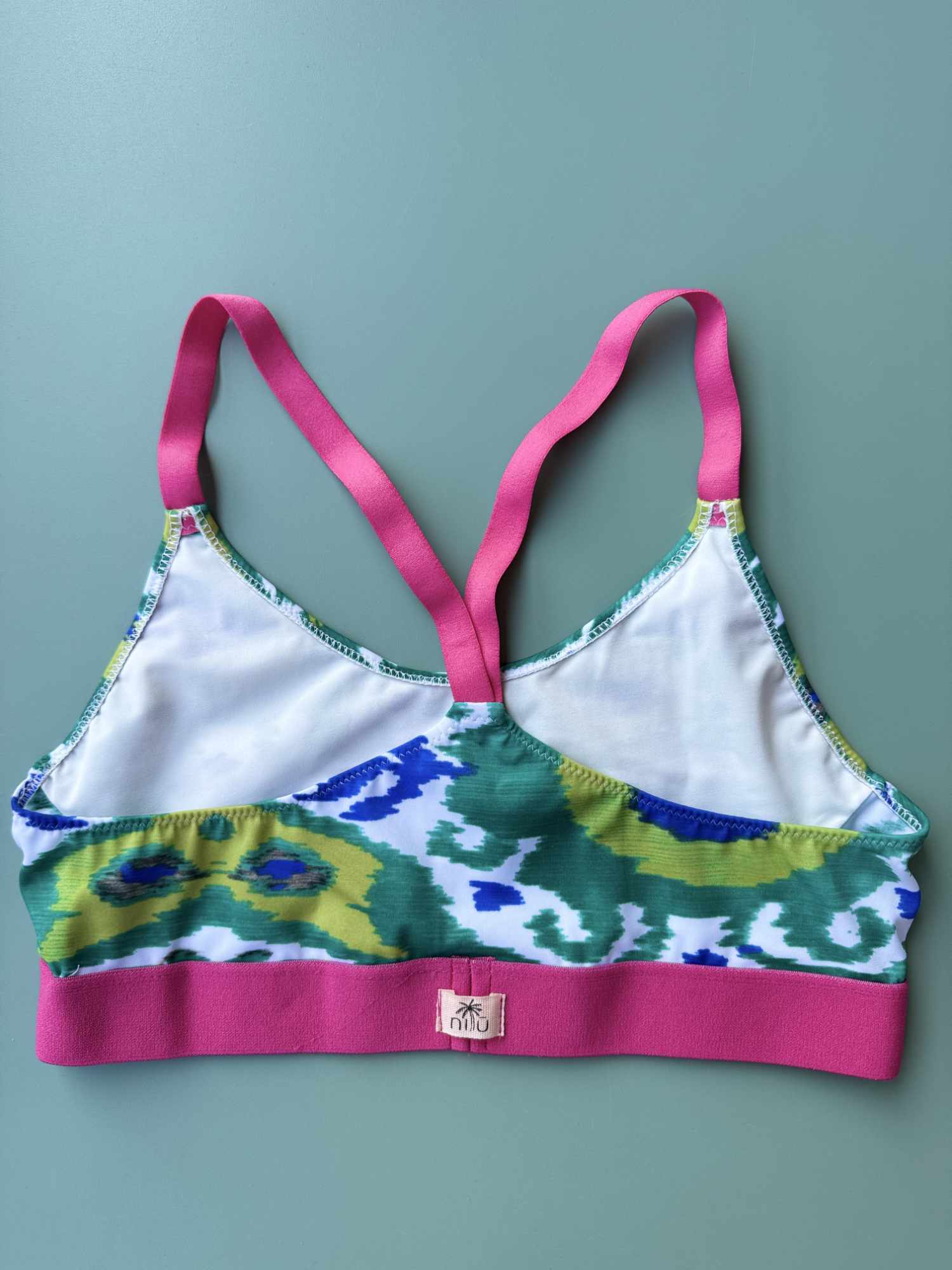 Top Margherita Nilu - activewear artigianale dettaglio