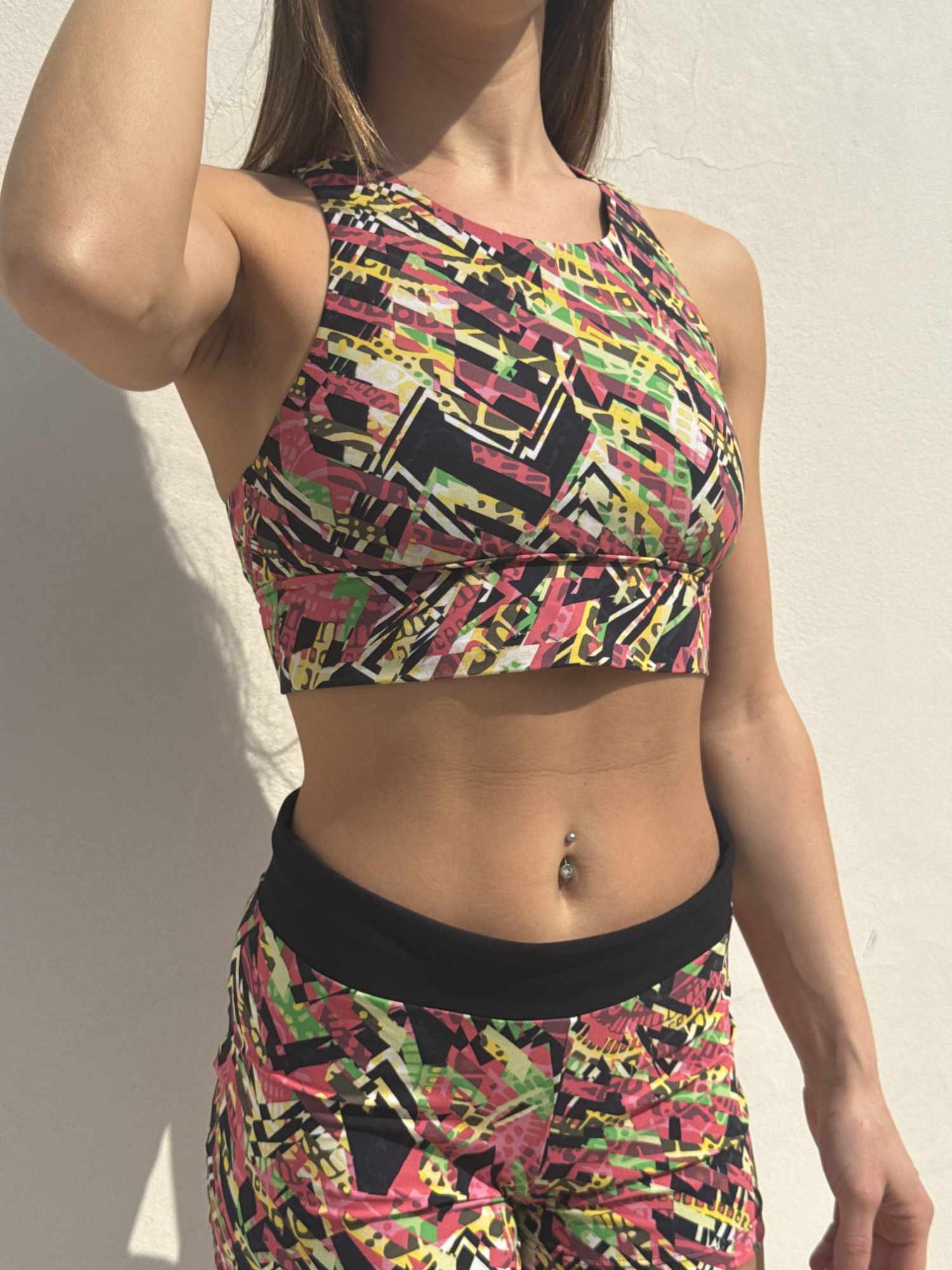 Top Martina Nilu - activewear artigianale indossato