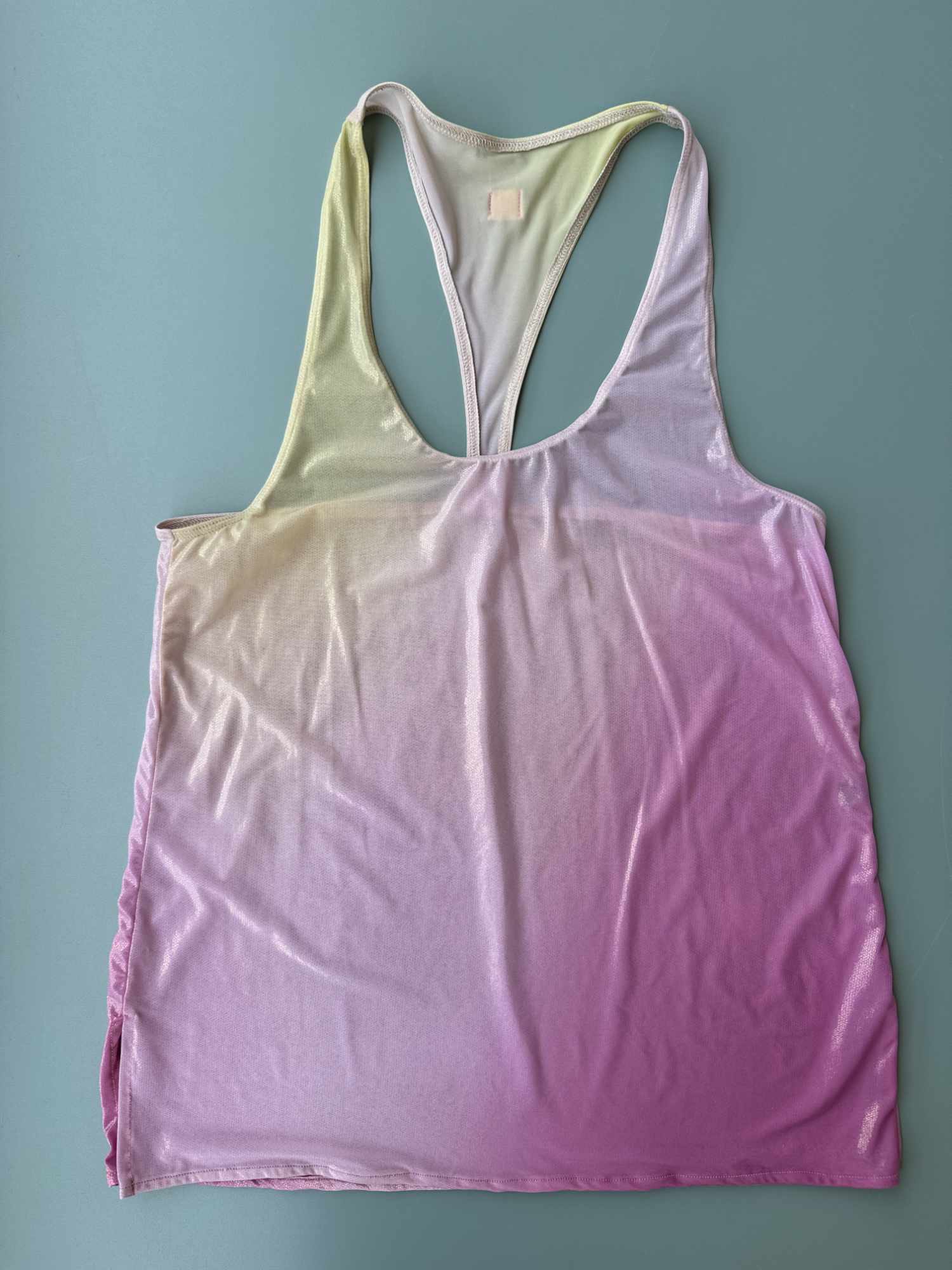 Canotta Ely Nilu - activewear artigianale dettaglio