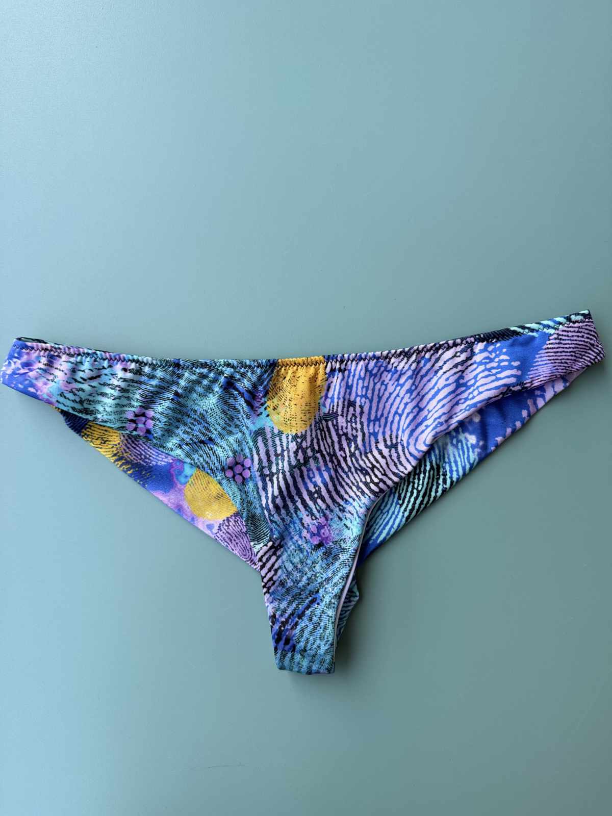 Brasiliana Nilu in fantasia Crazy Summer Digital Print