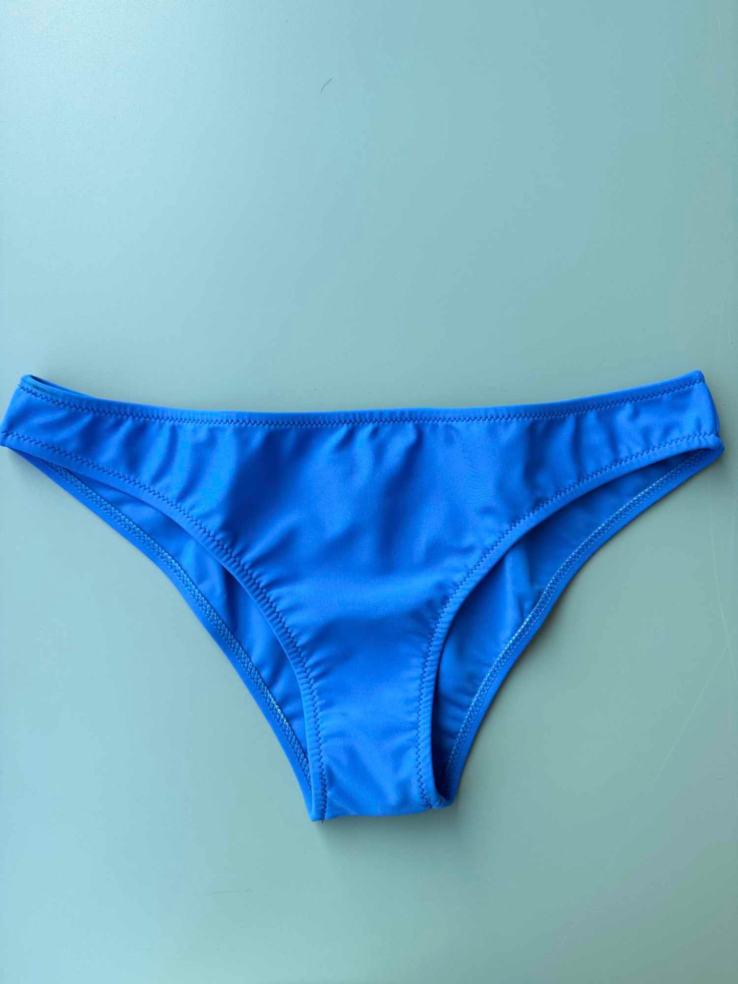 Slip Volley Nilu - bottom bikini artigianale dettaglio