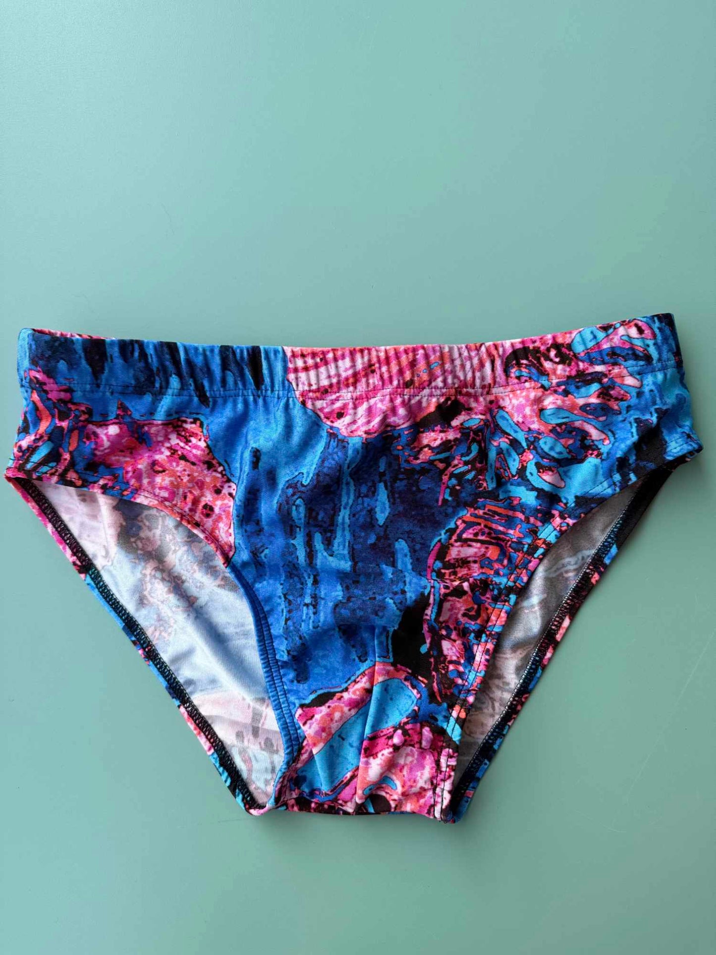 Slip uomo Nilu - beachwear artigianale dettaglio