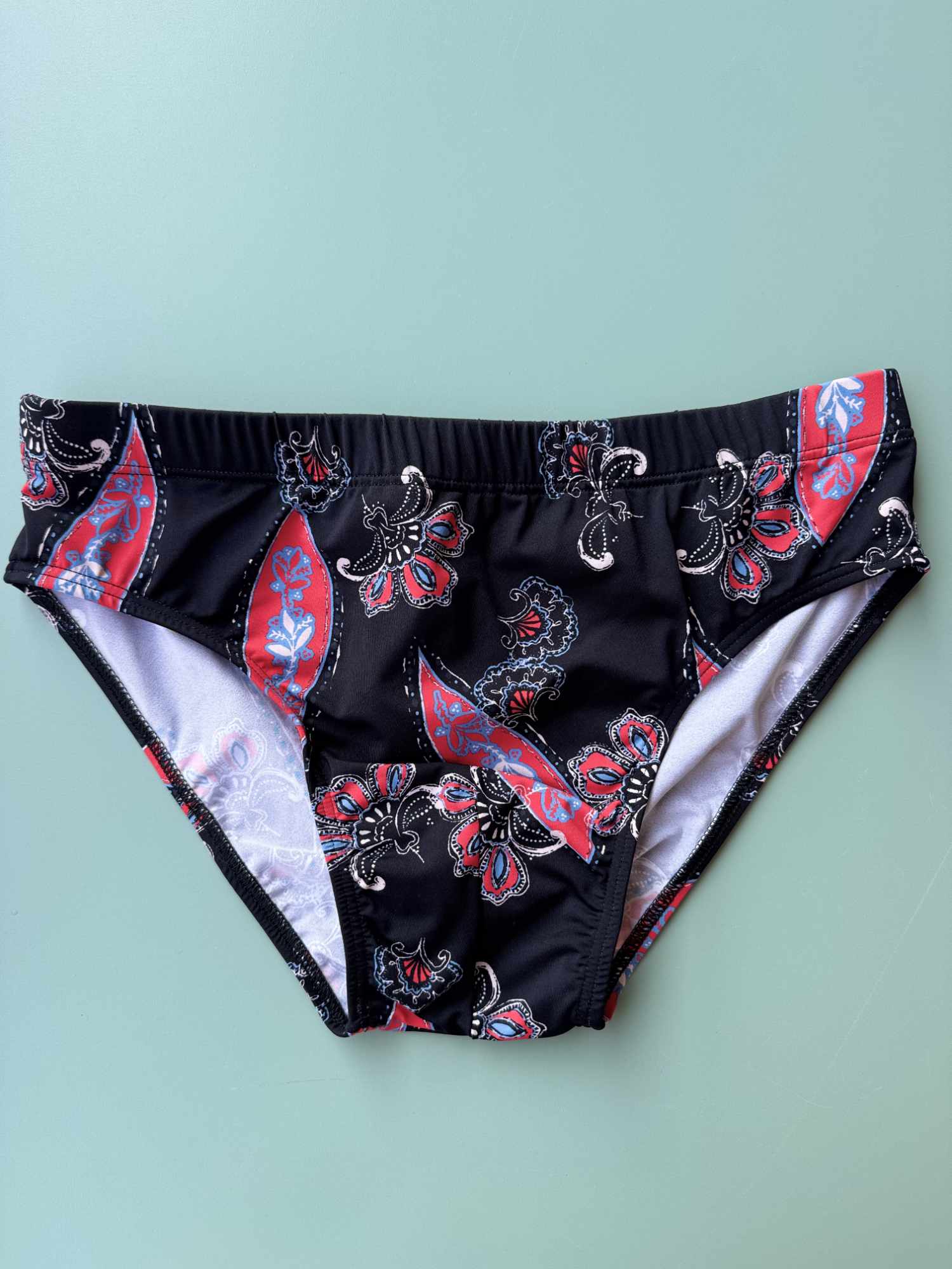 Slip uomo Nilu - beachwear artigianale dettaglio