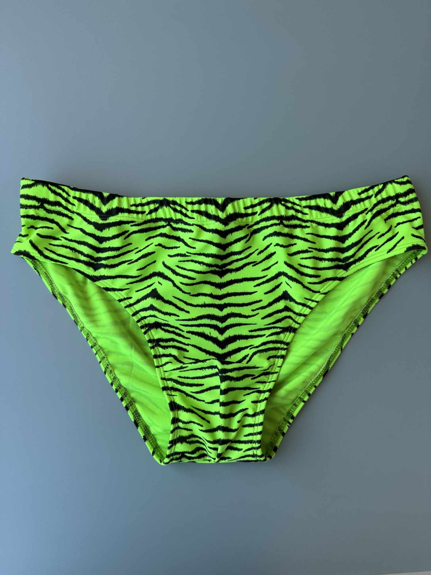 Slip uomo Nilu - beachwear artigianale dettaglio