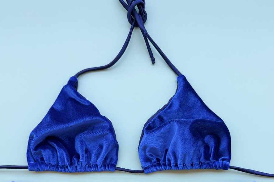 Triangolo Nilu Ciniglia Blu taglia M